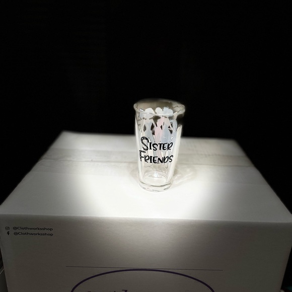 Drinkware Set - Picture 5 of 10